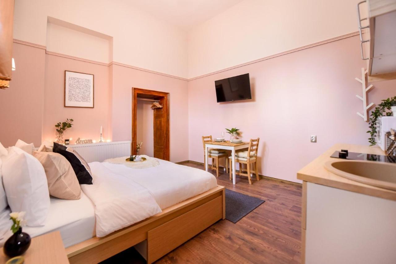 Le Petit & Cosy - Best Location Old Town & Quiet Bukareszt Zewnętrze zdjęcie