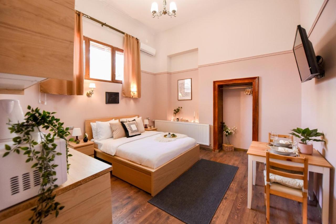 Le Petit & Cosy - Best Location Old Town & Quiet Bukareszt Zewnętrze zdjęcie
